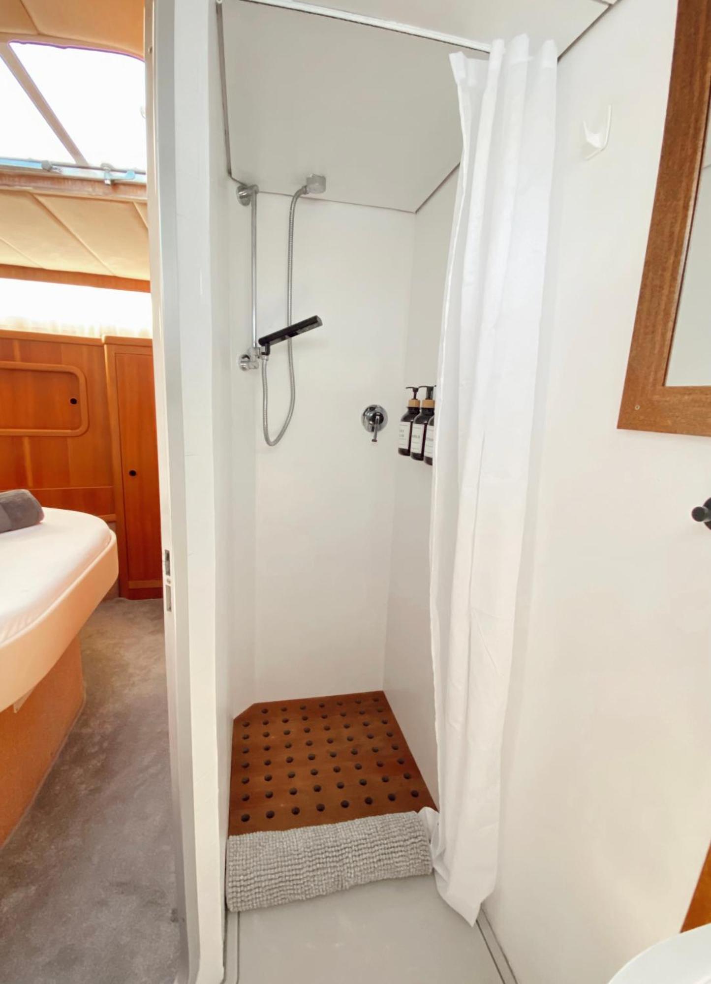 Malmo'S Yacht Hotell Valencia Eksteriør bilde